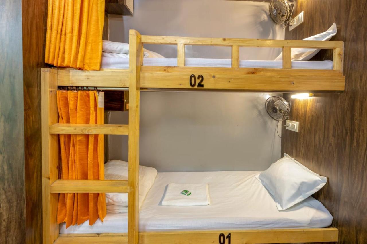 Sunrise Dormitory Hostel Mumbai Exterior photo